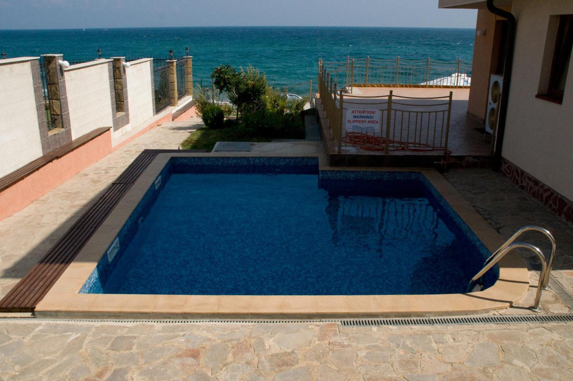 Barex Family Hotel Sozopol Buitenkant foto