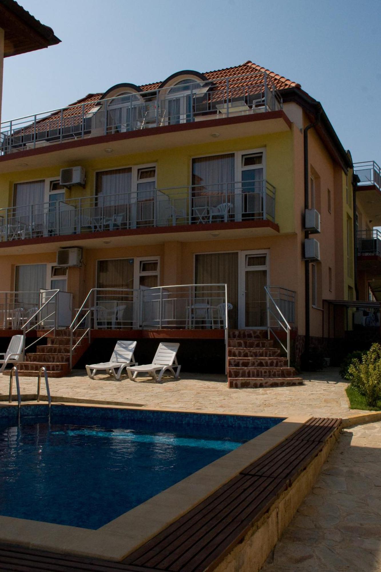 Barex Family Hotel Sozopol Buitenkant foto