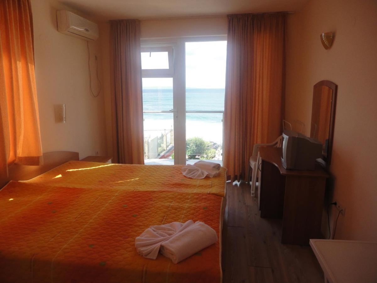 Barex Family Hotel Sozopol Buitenkant foto