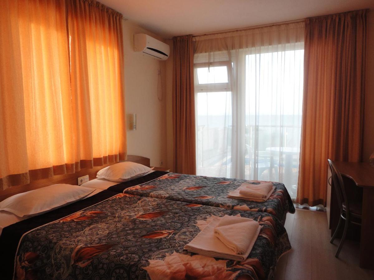 Barex Family Hotel Sozopol Buitenkant foto